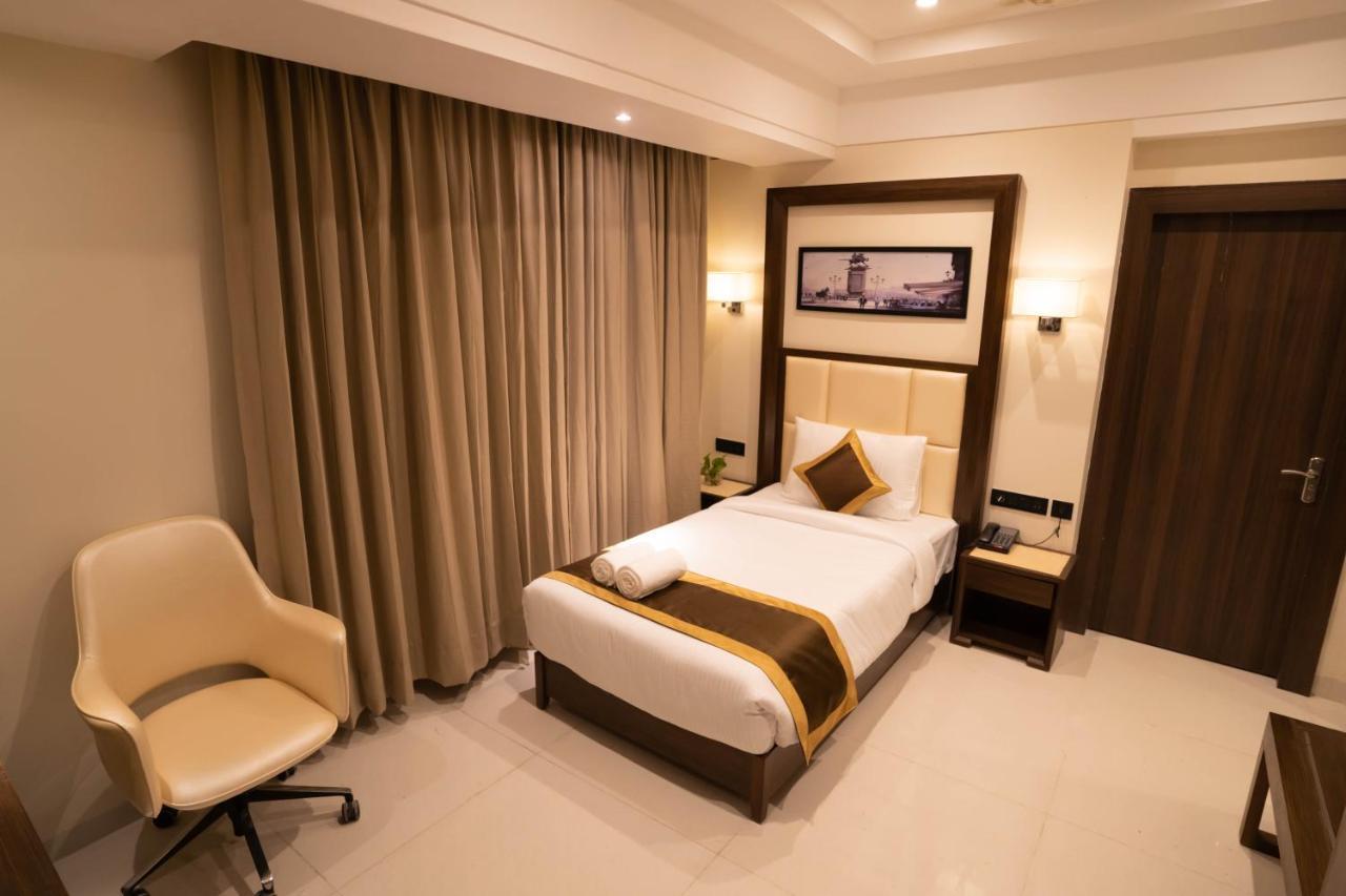 The Parkline Agartala Exterior photo